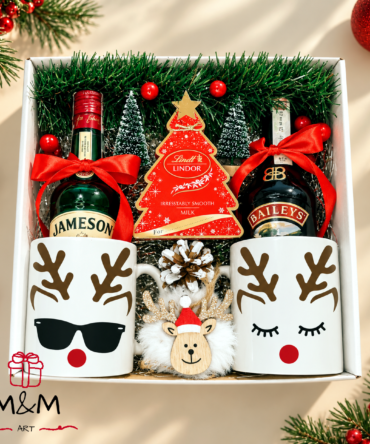 Коледна подаръчна кутия Christmas Together с Jameson, Baileys, две керамични чаши и Lindor