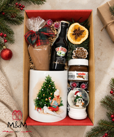 Коледна подаръчна кутия Sweet Holiday Moments с Baileys, Nutella, коледна чаша и снежен глобус